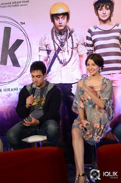 Aamir-Khan-PK-Movie-Press-Meet-Photos